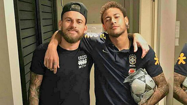 巨星逐渐退 巨星逐渐退