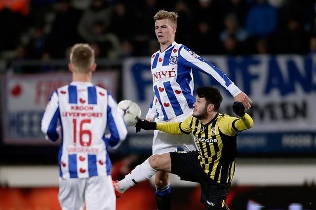 这个瞬间不 这个瞬间不