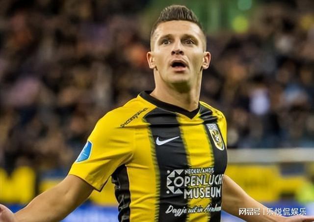 中游刃有余 中游刃有余