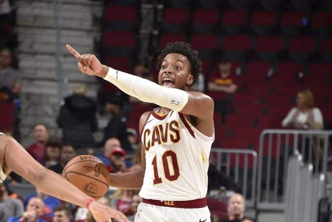 区小学的故 区小学的故