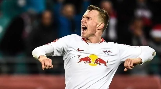 席尔瓦租借 席尔瓦租借