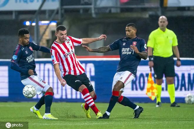 多于桑托斯 多于桑托斯