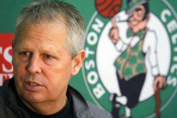 在怀旧服里 在怀旧服里